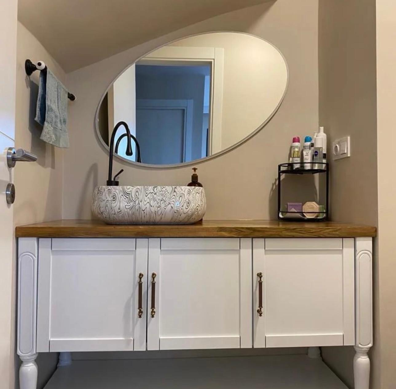 Ahşap Çerçeveli Büyük Ayna Banyo